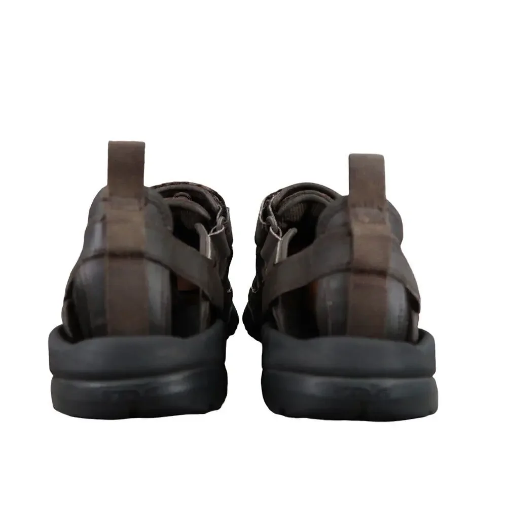 Teva used shoes